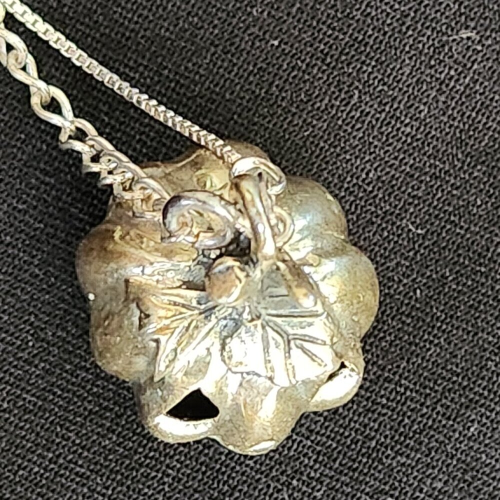 Halloween Jack-o-lantern Pendant Pumpkin Charm - Picture 4 of 6